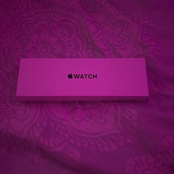 Apple Watch SE 2nd Generation 40mm Starlight